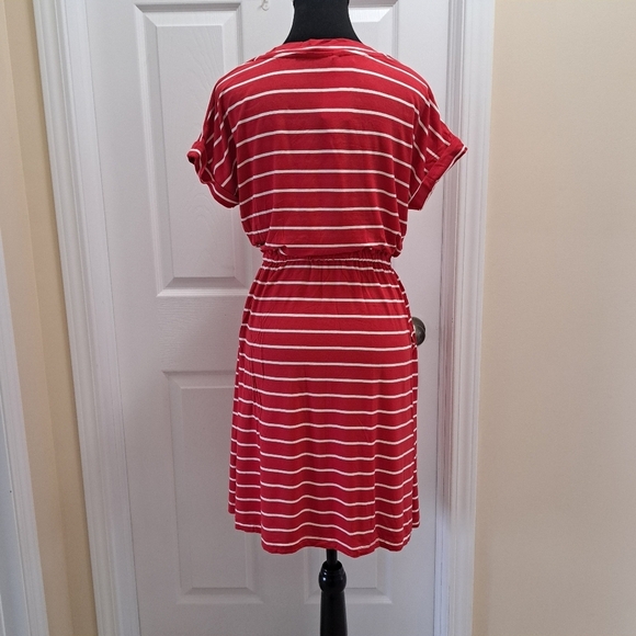 ❤️ New! Yummie Striped Dress Red And White Stripes V-neck XS Short Sleeved Dress - Picture 3 of 13